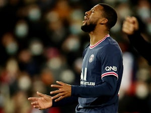 Paris St Germain's Georginio Wijnaldum reacts, December 12, 2021