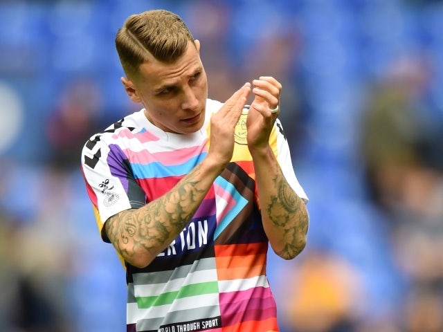 Aston Villa Sign Lucas Digne From Everton - Sports Mole