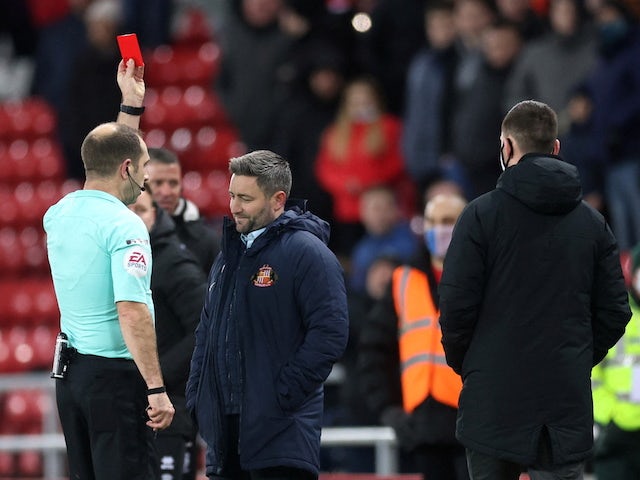 Sunderland manager Lee Johnson is sent off during the match on January 11, 2022