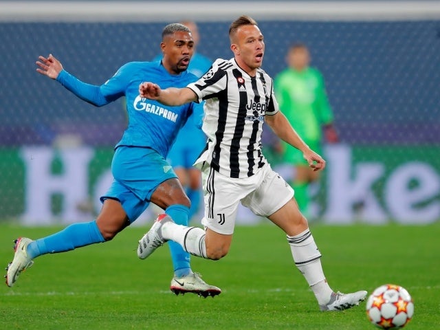 Arthur bids farewell to Juventus ahead of Liverpool move