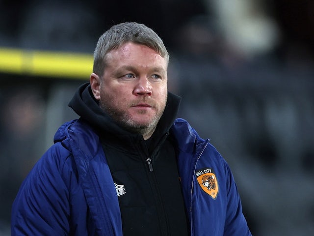 Hull City's manager Grant McCann on January 19, 2022