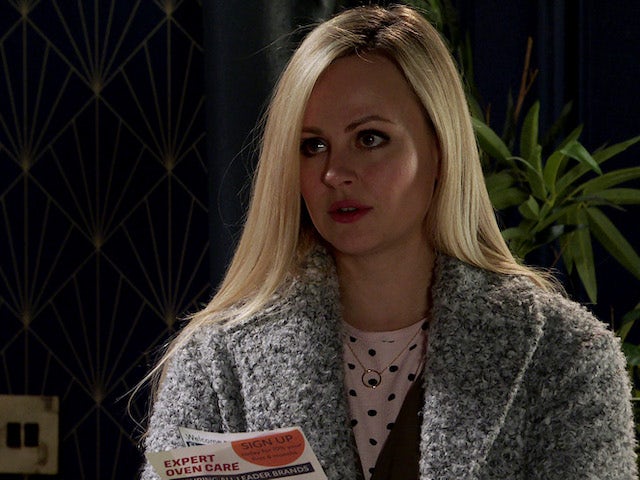Sarah on the first episode of Coronation Street on February 2, 2022