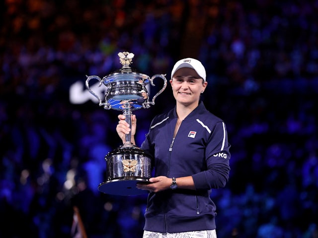 World number one Ashleigh Barty retires from tennis aged 25