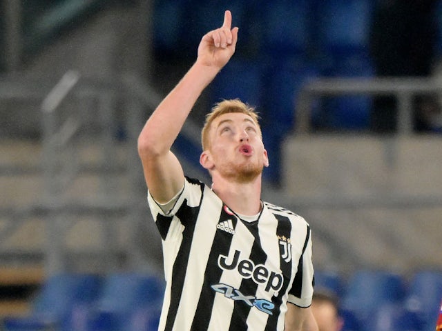 Dejan Kulusevski celebrates scoring for Juventus in January 2022