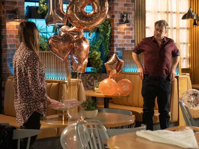 Tracy and Steve on the first episode of Coronation Street on February 9, 2022
