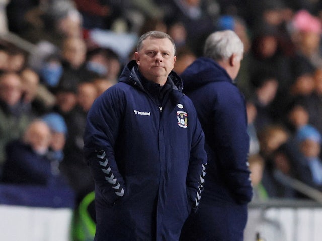 Coventry City manager Mark Robins on January 25, 2022
