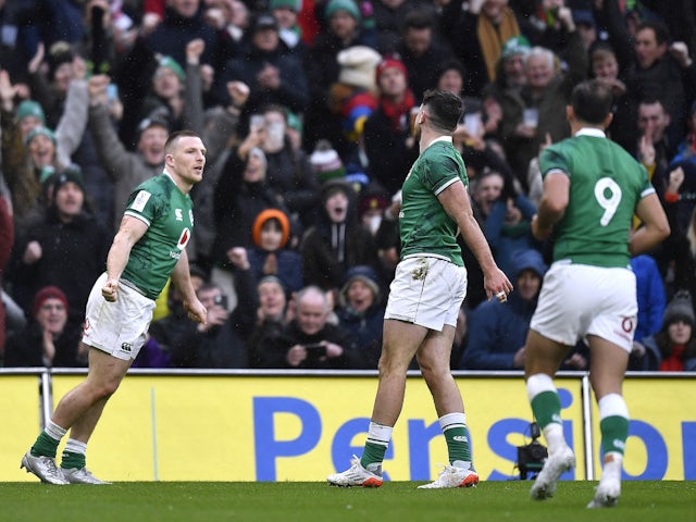Dominant Ireland cruise past champions Wales in Six Nations opener