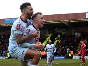 West Ham avoid FA Cup upset with late turnaround at Kidderminster