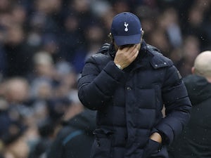 Tottenham booed off after home Wolves defeat
