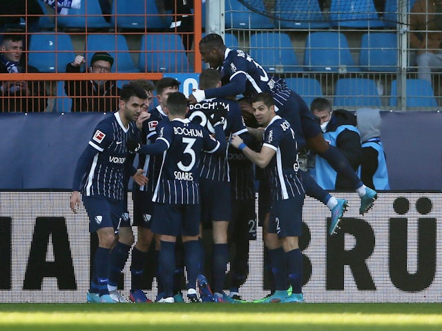 VfL Bochum's Jurgen Locadia celebrates scoring their second goal with teammates on February 12, 2022