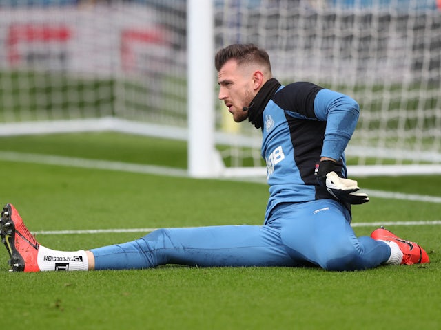 Newcastle's Dubravka keen on Man United move?