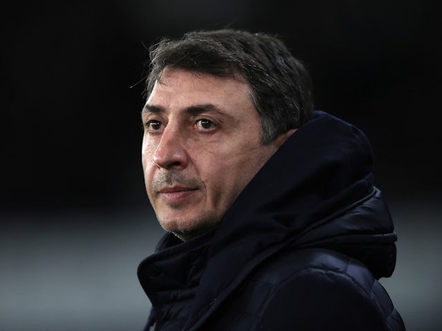 Hull City teknik direktörü Shota Arveladze, 8 Şubat 2022'de
