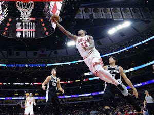 DeMar DeRozan breaks Michael Jordan scoring record in Chicago Bulls win