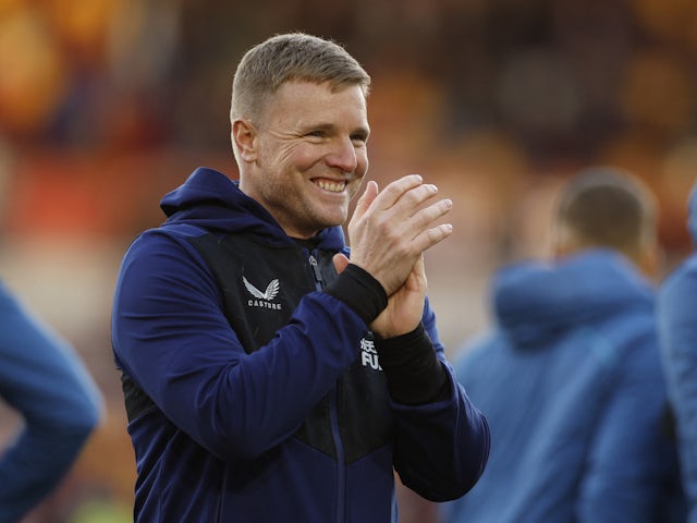 Newcastle United manager Eddie Howe applauds fans after the match on February 26, 2022