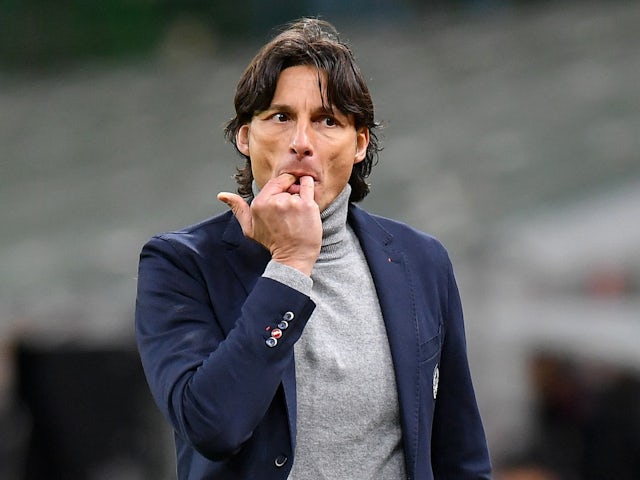 Udinese interim coach Gabriele Cioffi reacts on February 25, 2022