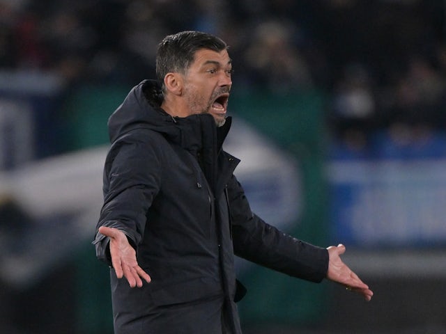 Porto coach Sergio Conceicao reacts on February 24, 2022
