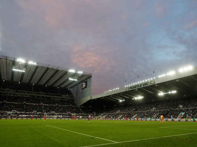 Newcastle confirm signing of 17-year-old defender