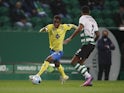 Arouca's Andre Bukia in action with Sporting Lisbon's Matheus Reis on March 5, 2022