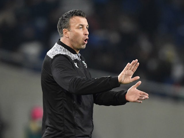 Hannover 96 coach Christoph Dabrowski during the match on March 2, 2022