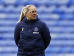 Reading Women manager Kelly Chambers before the match on March 6, 2022