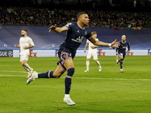 Mbappe camp 'in Qatar holding talks with PSG owners'