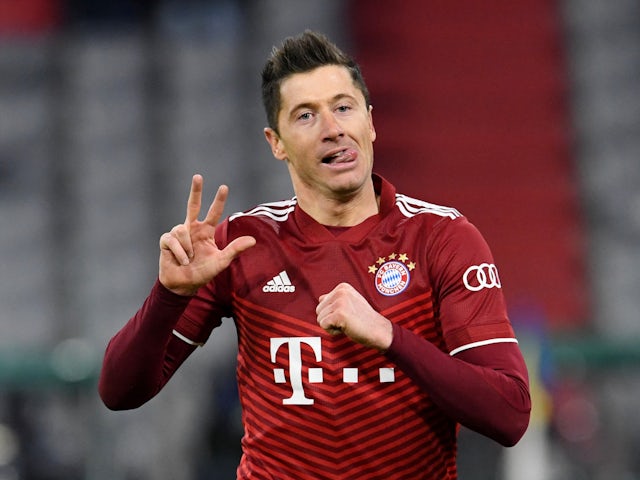 Lewandowski 'considering Bayern future following Haaland pursuit'