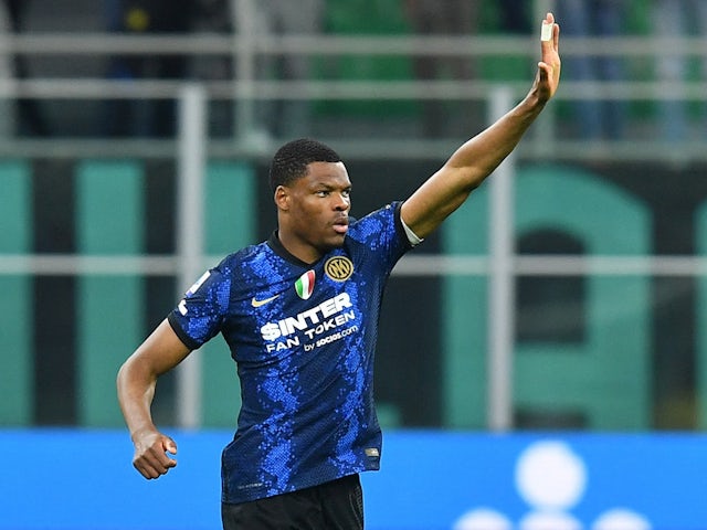 Denzel Dumfries celebrates his first goal for Inter Milan on 19 March 2022