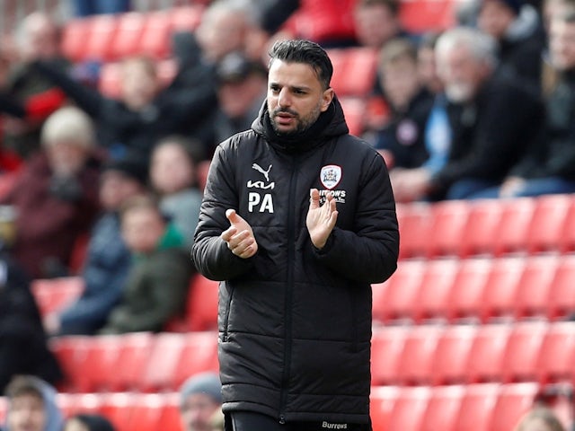 Barnsley manager Poya Asbaghi on March 12, 2022