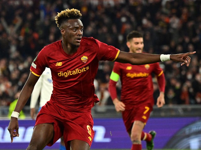 Roma 'want £100m for Abraham amid Man United links'