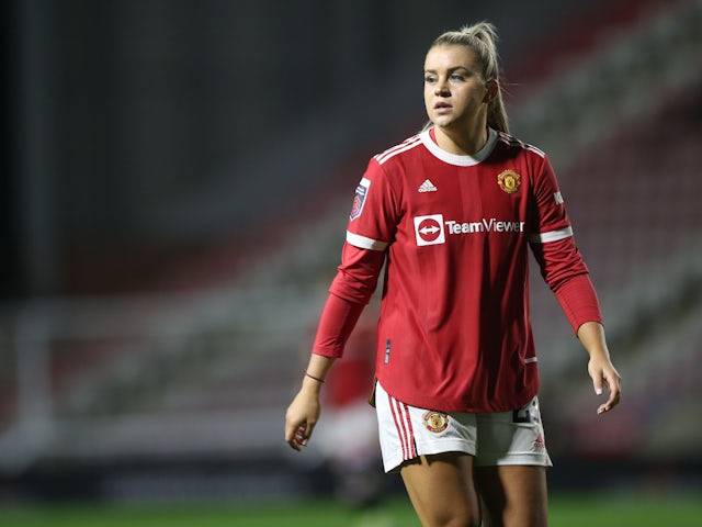 Alessia Russo: 'Playing at Old Trafford is nothing without our fans'