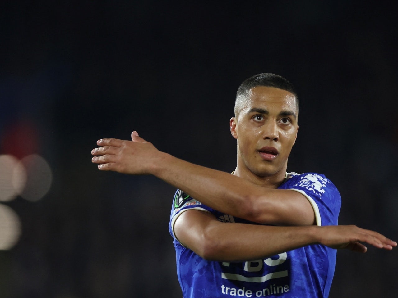 Youri Tielemans 'not considering Leicester City contract extension'