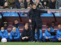 Tottenham Hotspur manager Antonio Conte reacts on April 9, 2022