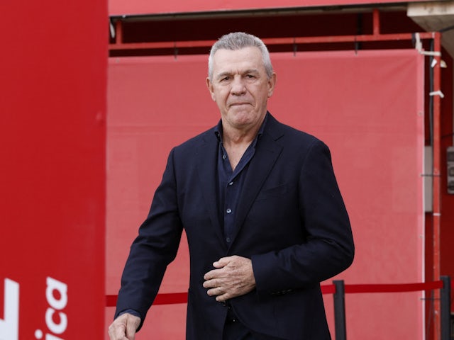 Mallorca coach Javier Aguirre before the match on April 9, 2022