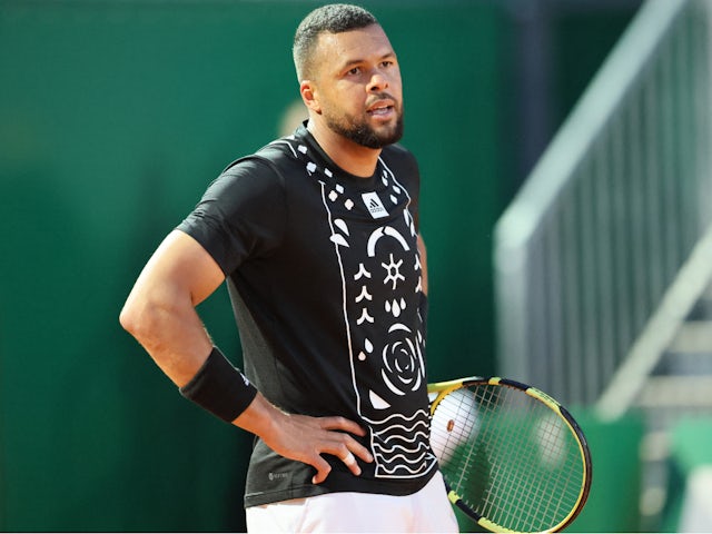 Jo-Wilfried Tsonga exits Monte Carlo Masters in first round