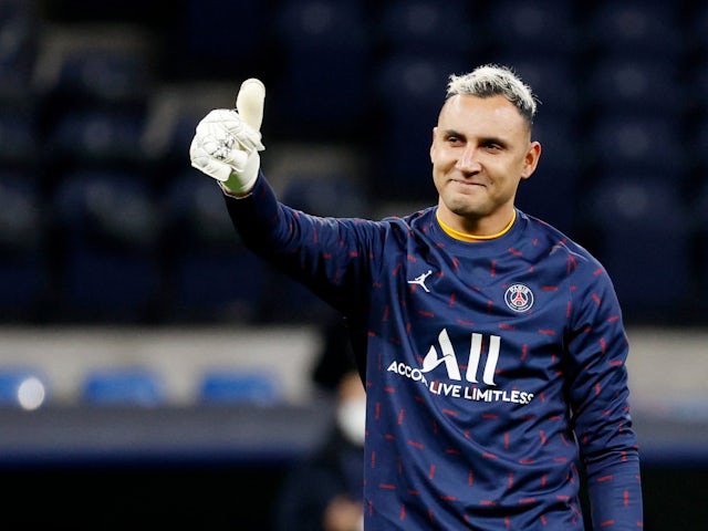 PSG planning goalkeeper clearout?