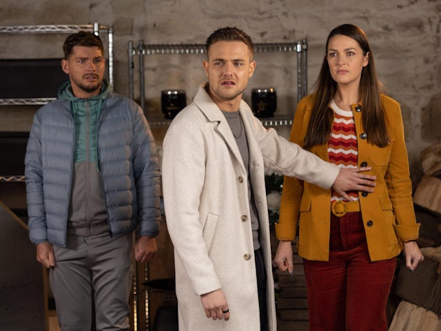 Ste, Ethan and Sienna on Hollyoaks on May 2, 2022