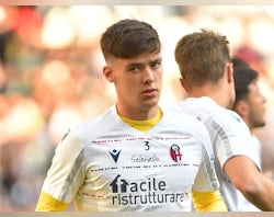 Arsenal 'agree deal for Bologna's Aaron Hickey'