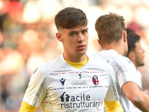 Arsenal 'agree deal for Bologna's Aaron Hickey'