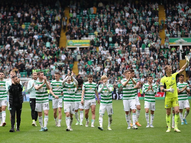 Celtic players celebrate after the match on May 7, 2022