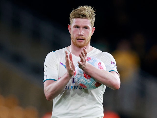 Manchester City's Kevin De Bruyne with the ball on May 11, 2022