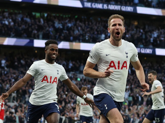 Tottenham Hotspur's Harry Kane celebrates scoring against Arsenal on May 12, 2022