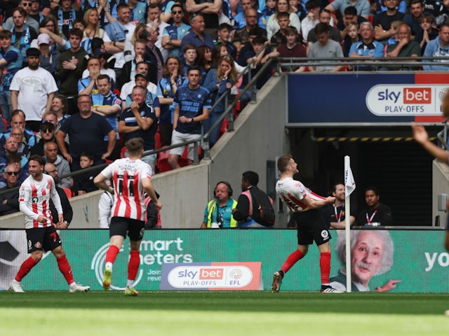 Result: Sunderland beat Wycombe to secure Championship return