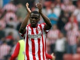 Sunderland's Nedum Onuoha applauds fans on April 23, 2011