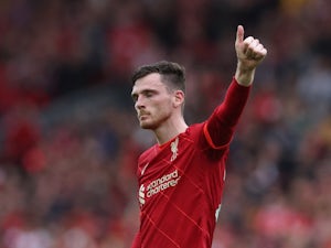 Robertson, Oxlade-Chamberlain return to Liverpool training