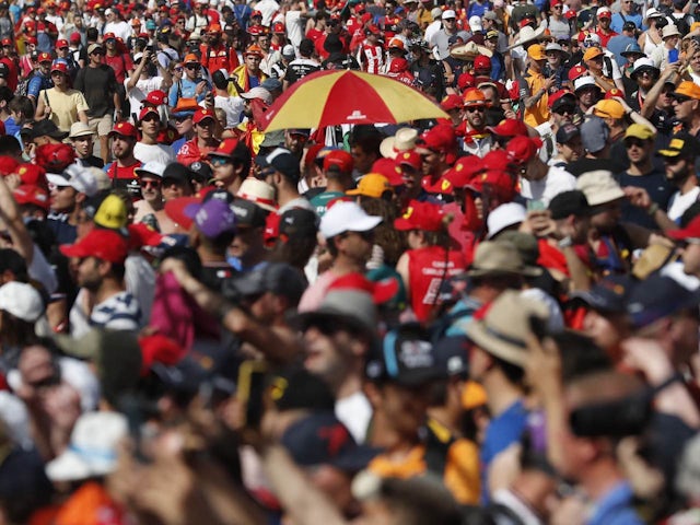 Barcelona apologises for F1 spectator chaos