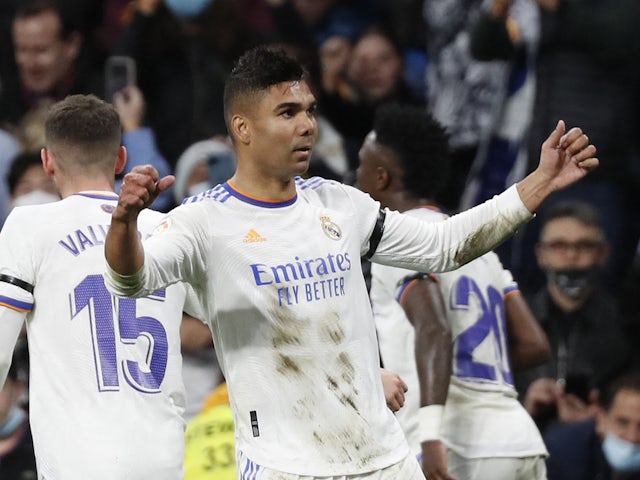 Casemiro 'to be presented as Man United player before Liverpool game'