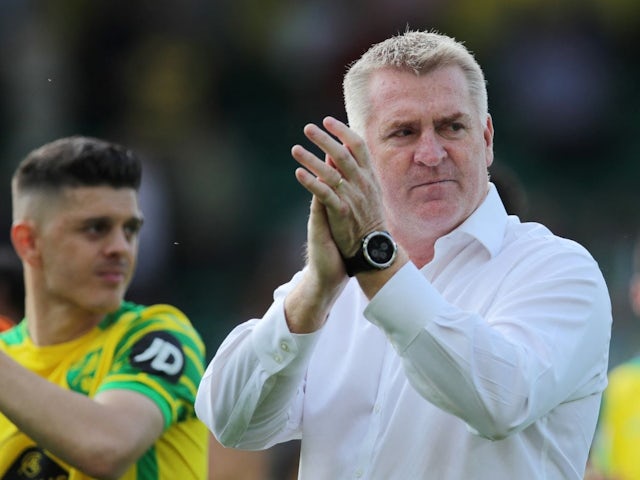 Norwich City manager Dean Smith applauds the fans after the match on May 22, 2022