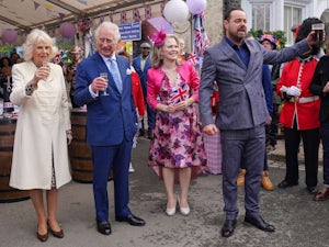 EastEnders to air special Jubilee theme tune