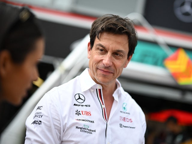 FIA lawyer tipped-off Toto Wolff - Ecclestone