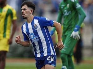 Manchester United 'leading the race for Porto's Vitinha'